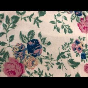 LuLaRoe Pants - Flower print LuLaRoe Leggings OS LuLaRoe Pants - Flower print LuLaRoe Leggings OS